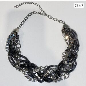 Elegant Silver Chain Necklace